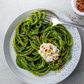 Creamy green pasta