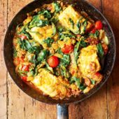 Salmon and spinach curry
