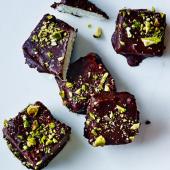 Coconut-pistachio dream bites