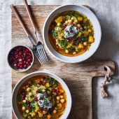 Squash and chickpea one-pot with herby yogurt