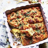 Garlic buttermilk sharing bread