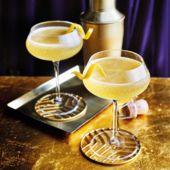 Darjeeling gin fizz