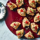 Chilli crab crumpets