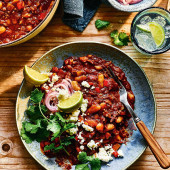 Lamb and white bean chilli 