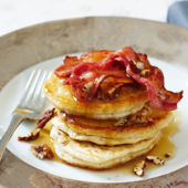 Banana pecan pancakes with crispy bacon 
