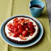 Strawberry tumble tart