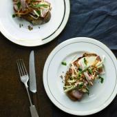 Ham and apple crunchy coleslaw with seeds 