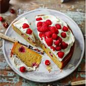 Raspberry Sauternes cake with Chantilly cream  