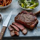 Côte de boeuf with chips