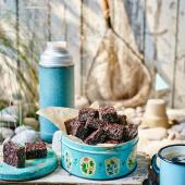 Chewy chocolate and cherry flapjacks