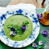 Chilled herb, pea and cucumber soup