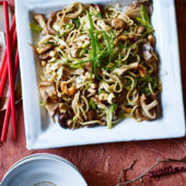 Mushroom and cashew stir-fried noodles 