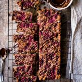 Raspberry and cacao quinoa slice 