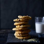 Nutty hemp choc cookies
