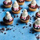 Easter bunny bottom cupcakes 