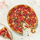 Tomato cheeseboard pie
