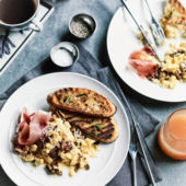 Scrambled eggs with porcini and prosciutto