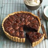 Spiced chocolate pecan pie