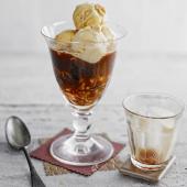 Hazelnut brownie affogato 