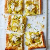 Potato, mozzarella and spring onion tart