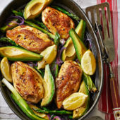 Oven-roasted chicken and avocado with asparagus