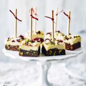 Macadamia, pistachio and cranberry chocolate bites