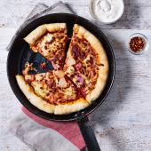 Frying pan Hawaiian pizza 