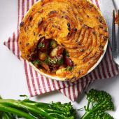 Tikka masala bean pot pies