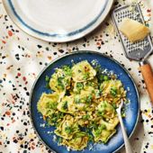 Tortelloni with minty pea pesto