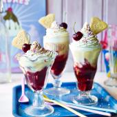 Knickerbocker glory trifles 