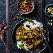 Golden Persian-style lamb curry
