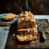 Maple carrot loaf cake