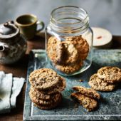 Brown butter, oat and chocolate chip cookies