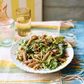 Buttery courgette and rocket pasta