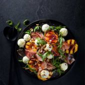 Goats’ cheese, nectarine and prosciutto salad