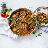 Beef and cashew massaman curry