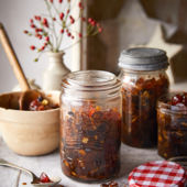 Spiced cider, apple and sultana mincemeat