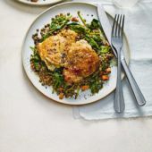 Crispy chicken thighs with mustardy lentils 