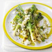 Leeks vinaigrette, goats’ cheese and crispy crumbs
