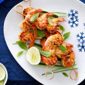 Tandoori prawn mini kebabs with lime yogurt dip