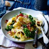 Kale carbonara
