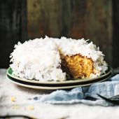 Gluten-free lemon and coconut cake 