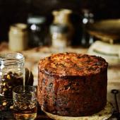 Fig, apricot and pistachio Christmas cake