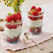 Raspberry parfait pots