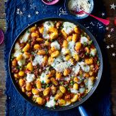 Speedy sausage gnocchi gratin