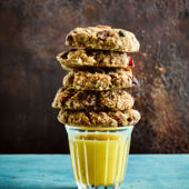 Granola breakfast cookies
