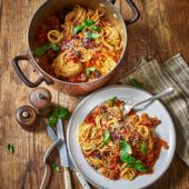 Sweet and salty lentil spaghetti