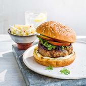 Pork burgers with apple and fennel