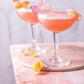 Sparkling greyhound cocktail