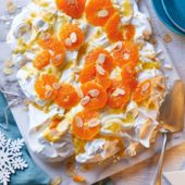 Clementine and Earl Grey pavlova 